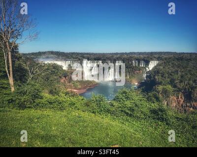 Chutes d'Iguazu, vue depuis le Brésil Banque D'Images