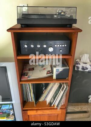 Lecteur de disques et albums en vinyle Banque D'Images