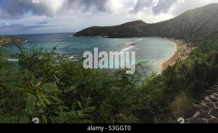 Vue panoramique sur la baie de Hanuama, Oahu, Hawaï Banque D'Images