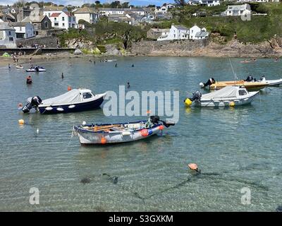 Bateaux dans le port Banque D'Images