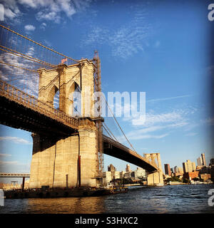 Août 2021, pont de Brooklyn, New York, New York, États-Unis Banque D'Images