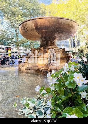 Fontaine dans Bryant Park Banque D'Images