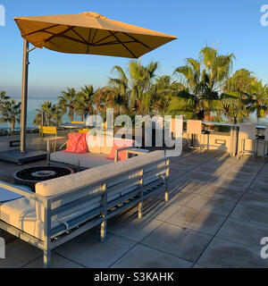 Septembre 2021, la terrasse sur le toit du Springhill Suites San Diego Carlsbad, Carlsbad, San Diego County, Californie, États-Unis,Amérique du Nord Banque D'Images