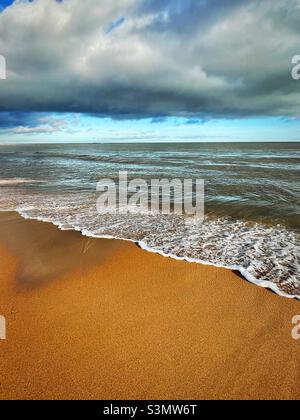 «pas d’endroit, je préfère la mer» il n’y a peut-être pas d’apparence, mais il s’agit de la côte de Northumberland à la fin de décembre Banque D'Images