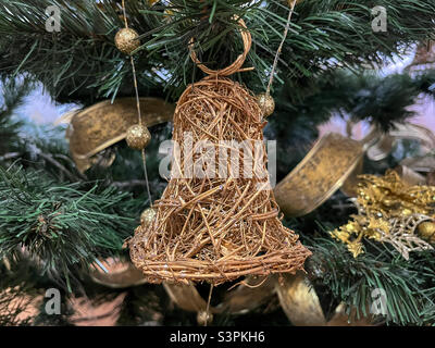Jouet de Noël pour l'arbre de Noël sous forme de cloche Banque D'Images