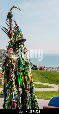 Haut sur la colline ouest de Hastings homme vêtu pour le traditionnel Jack dans les festivités vertes - Royaume-Uni - Mai 2008 Banque D'Images