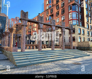 Décembre 2021, The Upper Room, une installation architecturale construite en 1987, conçue par Ned Smyth, Battery Park City, Lower Manhattan, New York, New York, États-Unis Banque D'Images