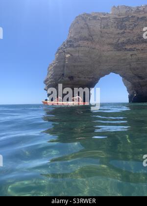 Kayak au Portugal algarve Banque D'Images