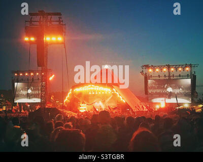 La Pyramid Stage au Glastonbury Festival 2022 pendant la représentation de Kendrick Lamar Banque D'Images