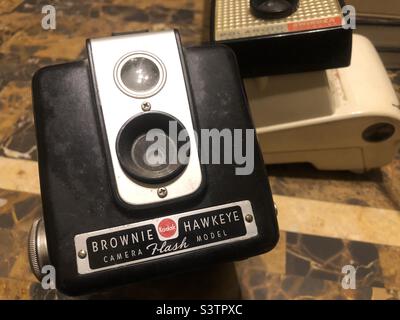 Un appareil photo Brownie Hawkeye. Banque D'Images