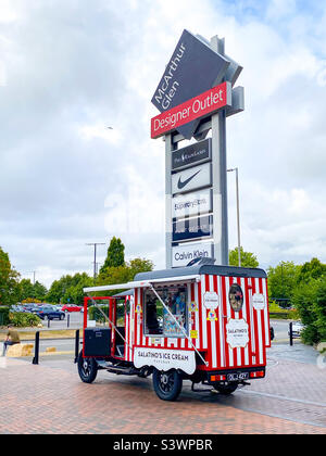 McArthur Glen Designer Retail Outlet à Swindon, Royaume-Uni Banque D'Images