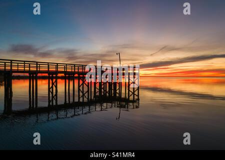 Coucher de soleil sur la jetée de Mobile Bay Banque D'Images