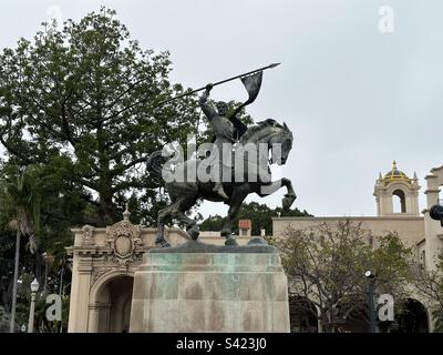 Statue équestre en bronze El CID au parc Balboa, San Diego, Californie. Banque D'Images