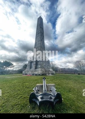 Le Monument de la patrouille de Douvres est un monument de guerre classé II* consacré aux troupes protégeant le port. Leathercoat point, St Margaret's Bay, St Margaret's at Cliffe, Dover, Kent. Un ancrage illustré. Banque D'Images