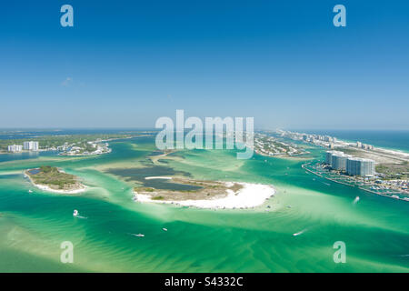 Vue aérienne de Bayou Saint John et Perdido Pass à Orange Beach, Alabama Banque D'Images