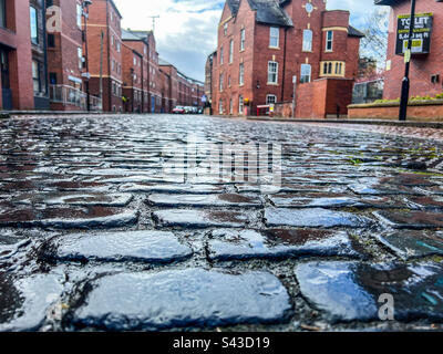 Rue pavée dans les appels du centre-ville de Leeds Banque D'Images