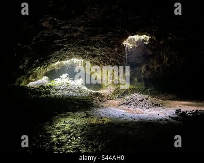 Les grottes de la grappe volcanique à Haikou, province de Hainan, Chine Banque D'Images