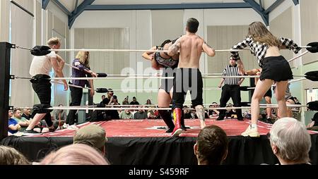 Pro Wrestling chaos. Bristol. Banque D'Images