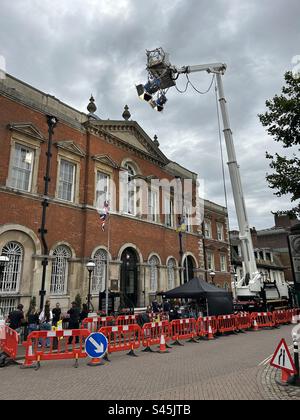 Tournage à Aylesbury Crown court, Old County Hall, Market Square, Aylesbury, Bucks. 13 juillet 2023. Banque D'Images