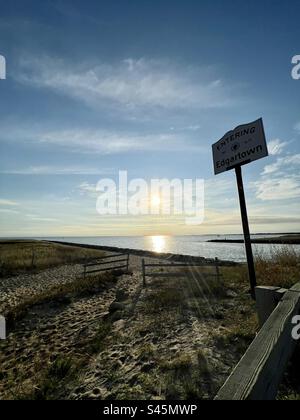 Lever de soleil au pont JAWS sur Martha’s Vineyard Banque D'Images