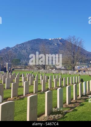 Le cimetière militaire de Monte Cassino pour les soldats britanniques et du Commonwealth morts lors de la bataille de Monte Cassino en Italie, pendant la Seconde Guerre mondiale. Banque D'Images