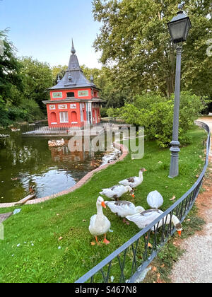 Casita del Pescador. Parc El Retiro, Madrid, Espagne. Banque D'Images