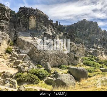 Nossa Senhora da Boa Estrela (notre Dame de la bonne étoile) au parc national de Serra Da Estrela au Portugal Banque D'Images