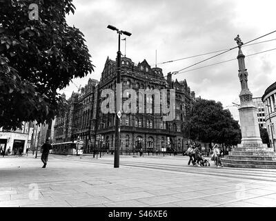 St Peter’s Square, Manchester Noir et blanc Banque D'Images