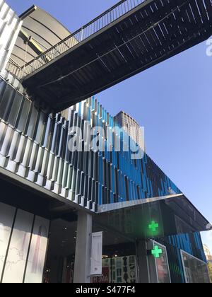 Bâtiments modernes dans la région de Montparnasse à Paris Banque D'Images