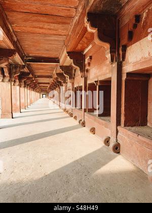 Architecture, dessins du palais moghol montrant des motifs et des détails du site du patrimoine mondial de l'UNESCO à Fatehpur Sikri en Inde Banque D'Images