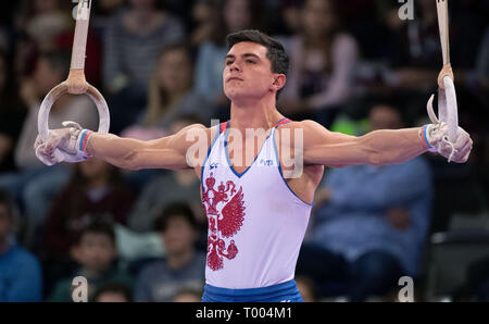 Stuttgart, Allemagne. Mar 16, 2019. La gymnastique, la Coupe du monde : le tout autour, des hommes dans la Porsche Arena. Artur Dalalojan à partir de la Russie joue sur les anneaux. Credit : Marijan Murat/dpa/Alamy Live News Banque D'Images