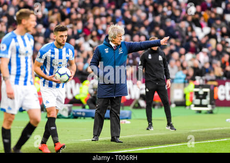 Queen Elizabeth Olympic Park , London, England, UK. 16 mars 2019. Manuel Pellegrini manager de West Ham United au cours de la Premier League match entre West Ham United et Huddersfield Town au stade de Londres, Queen Elizabeth Olympic Park , , Londres, Angleterre le 16 mars 2019. Photo par Adamo Di Loreto. Usage éditorial uniquement, licence requise pour un usage commercial. Aucune utilisation de pari, de jeux ou d'un seul club/ligue/dvd publications. Credit : UK Sports Photos Ltd/Alamy Live News Banque D'Images
