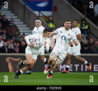 London, Royaume-Uni, samedi, 16 mars 2019, Englands, Jonny peut, à la recherche d'un écart, au cours de la Guinness, match des Six Nations, l'Angleterre contre l'Ecosse Rugby, stade, Angleterre, Crédit : Peter SPURRIER/Alamy Live News