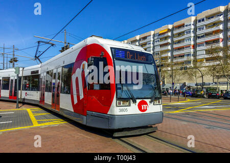 Métro de Valence, le tramway, le tram train Espagne Banque D'Images