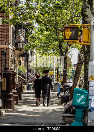 New York - États-Unis 17 juin 2014 - Les gens marcher à Williamsburg à New York Banque D'Images