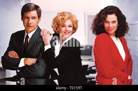 HARRISON FORD, MELANIE GRIFFITH, Sigourney Weaver, TRAVAILLE, 1988 Banque D'Images