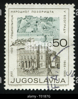 Russie KALININGRAD, 12 novembre 2016 : timbres en Yougoslavie, spectacles de théâtre et de l'ancien château de Belgrade, vers 1968 Banque D'Images