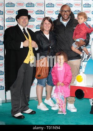 Août 10, 2014 - Londres, Angleterre, Royaume-Uni - Thomas & Friends : l'histoire de la brave - UK Film Premiere, Vue West End, Leicester Square Photo montre : MistaJam et Banque D'Images