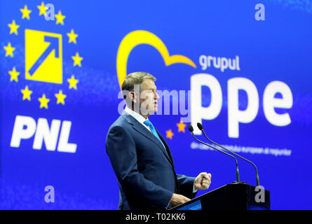 Bucarest, Roumanie - Mars 16, 2019 : Klaus Iohannis, le président de la Roumanie, s'exprime à l'du Parti Populaire Européen (PPE), qui s'est tenu à Bucarest. Credit : lcv/Alamy Live News Banque D'Images