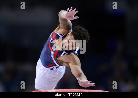 Liverpool, Royaume-Uni. 16 mars 2019. Reiss Beckford (devinez) dans la haute homme Dauphin total au cours de la gymnastique 2019 Championnats britanniques à M&S Bank Arena le Samedi, 16 mars 2019. LIVERPOOL EN ANGLETERRE. (Usage éditorial uniquement, licence requise pour un usage commercial. Aucune utilisation de pari, de jeux ou d'un seul club/ligue/dvd publications.) Crédit : Taka G Wu/Alamy News Crédit : Taka Wu/Alamy Live News Banque D'Images