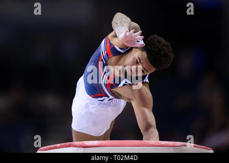 Liverpool, Royaume-Uni. 16 mars 2019. Reiss Beckford (devinez) dans la haute homme Dauphin total au cours de la gymnastique 2019 Championnats britanniques à M&S Bank Arena le Samedi, 16 mars 2019. LIVERPOOL EN ANGLETERRE. (Usage éditorial uniquement, licence requise pour un usage commercial. Aucune utilisation de pari, de jeux ou d'un seul club/ligue/dvd publications.) Crédit : Taka G Wu/Alamy News Crédit : Taka Wu/Alamy Live News Banque D'Images