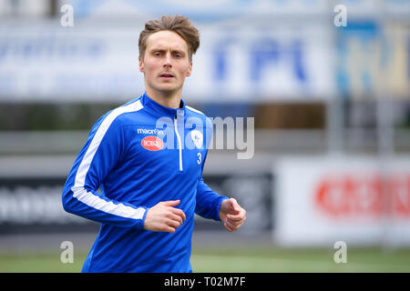 DEN HAAG , 16-03-2019 , Football , saison , Houtrust Sportpark 2018 / 2019 , néerlandais Tweede Divisie . SV Spakenburg dvd Barry Beijer (capitaine) avant le match Scheveningen vs Spakenburg Banque D'Images