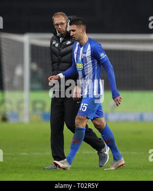 Berlin, Deutschland. 16Th Mar 2019. firo : 16.03.2019 Football, Football : 1. Saison 2018/2019, Bundesliga Hertha BSC Berlin - BVB Borussia Dortmund 2 : 3 GrujiA ‡, Marko Hertha Grujic, blessure, blessés, l'utilisation dans le monde entier | Credit : dpa/Alamy Live News Banque D'Images