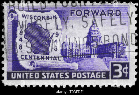 USA - circa 1948 : timbre imprimé aux États-Unis montre la carte sur FAIRE DÉFILER & State Capitol, l'État du Wisconsin, circa 1948 Question Banque D'Images