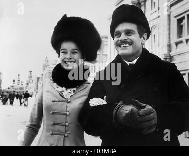 GERALDINE CHAPLIN, Omar Sharif, Docteur Jivago, 1965 Banque D'Images