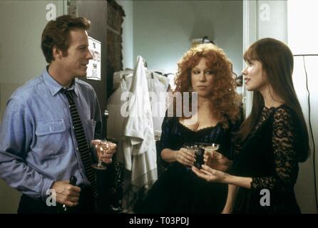 JOHN A ENTENDU, BETTE MIDLER, Barbara Hershey, plages, 1988 Banque D'Images