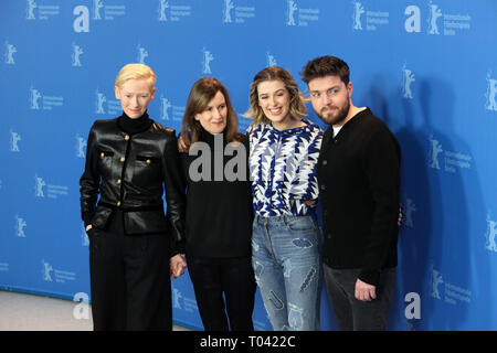 Le Photocall de souvenirs pendant le 69e Festival du Film de Berlin au Grand Hyatt Hotel à Berlin, Allemagne. Avec : Joanna Hogg, honneur Swinton Byrne, Tom Burke Où : Berlin, Allemagne Quand : 13 février 2019 Source : WENN.com Banque D'Images