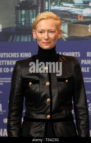 Le Photocall de souvenirs pendant le 69e Festival du Film de Berlin au Grand Hyatt Hotel à Berlin, Allemagne. En vedette : Tilda Swinton Où : Berlin, Allemagne Quand : 13 février 2019 Source : WENN.com Banque D'Images