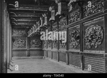 Vieille photo de Temple Zojoji, Minato-Ku, Tokyo, Japon. Bunshoin-den. Mausolée. Corridor. Banque D'Images