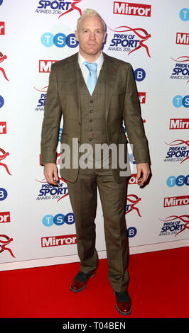 Dec 07, 2016 - Londres, Angleterre, Royaume-Uni - Daily Mirror Fierté de Sport Awards 2016, l'hôtel Grosvenor House - La photo montre des arrivées : Iwan Thomas Banque D'Images